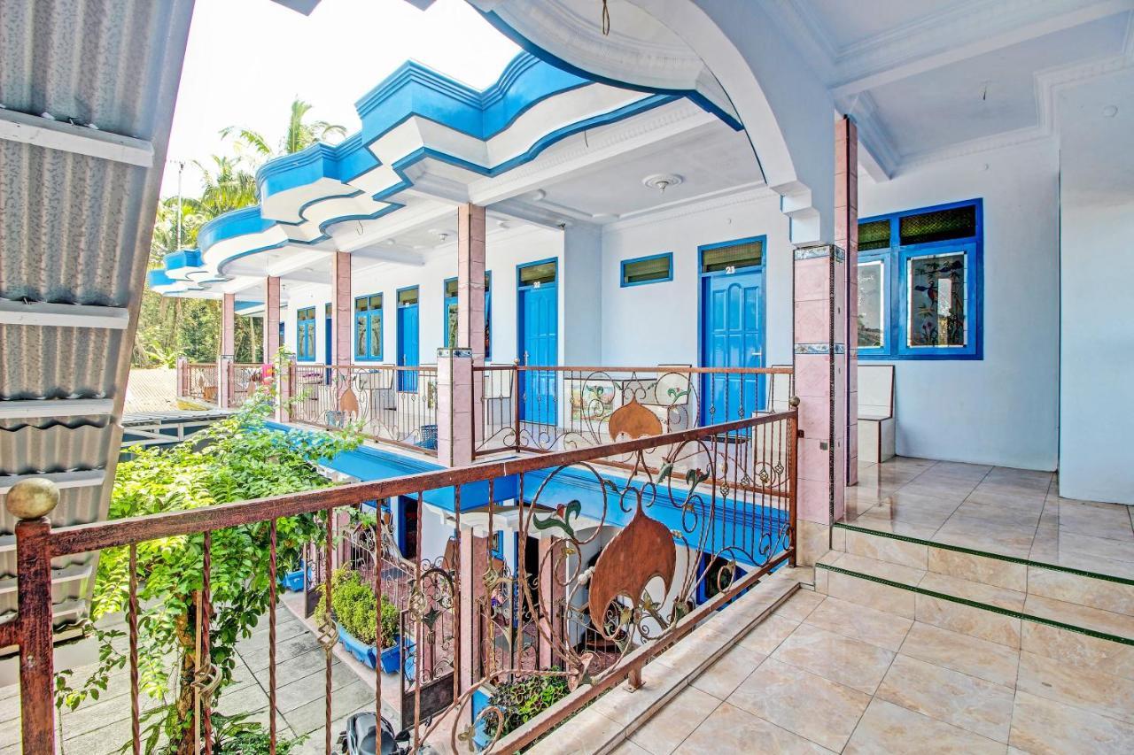 Spot On 91694 Hotel Rama Chandra Temanggung Kültér fotó